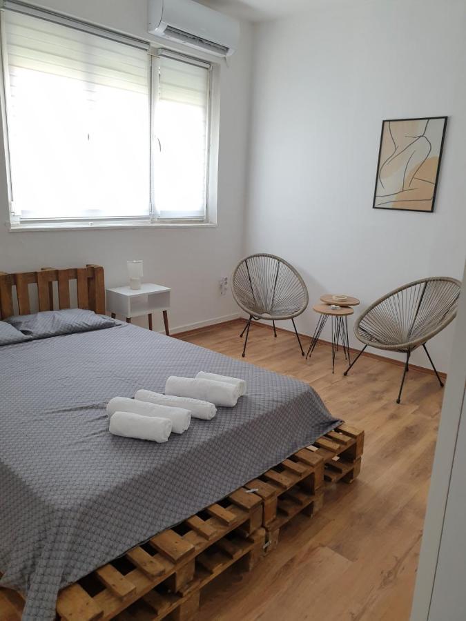 Fenix Apartman II Zaječar Buitenkant foto